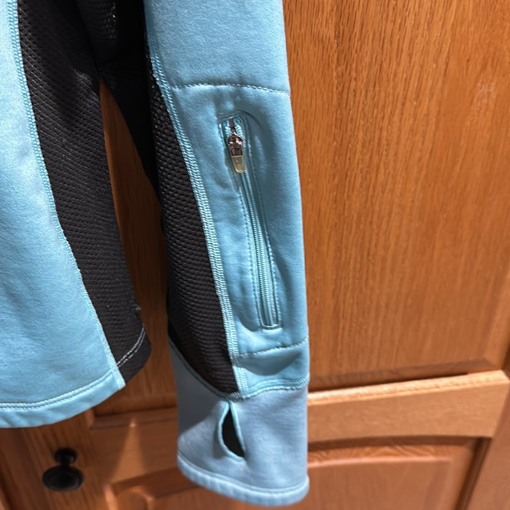 North Face Pullover - image 3